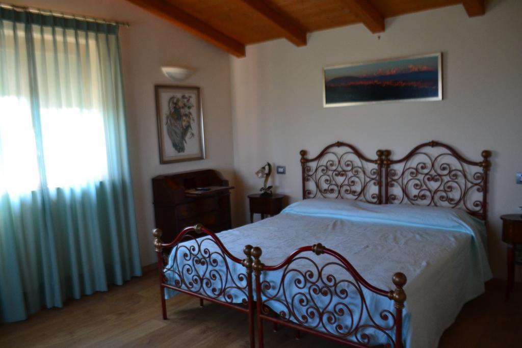 B&B Spring Perugia Bagian luar foto
