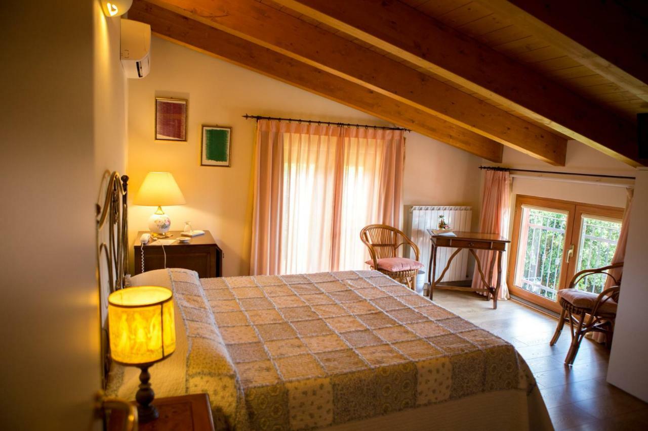 B&B Spring Perugia Bagian luar foto