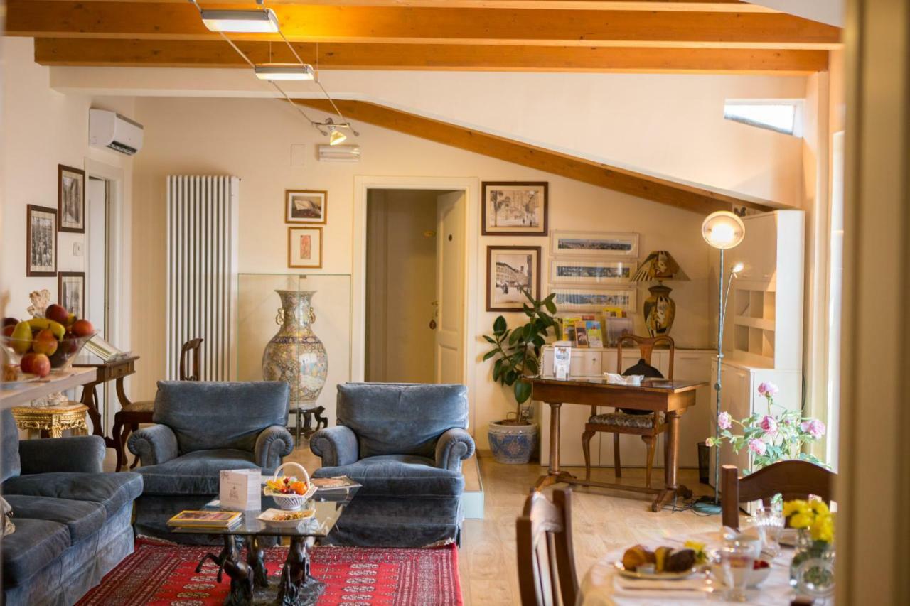 B&B Spring Perugia Bagian luar foto